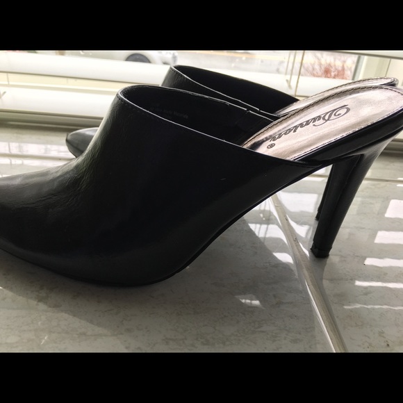 Shoes - Picture 14 of 14